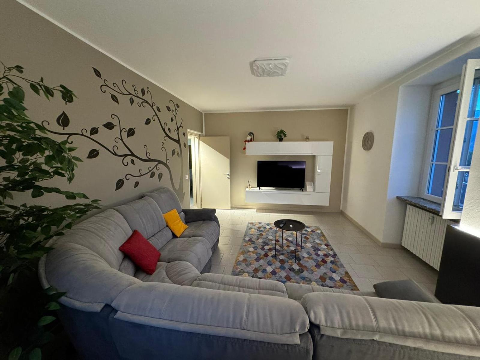 Apartamento Colico Center Exterior foto